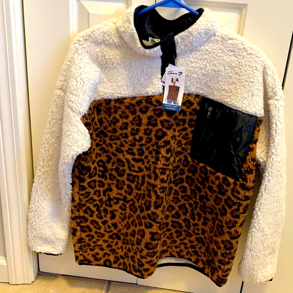 Sherpa snap pullover leopard and white new with tags